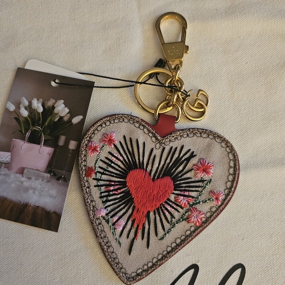 ‼️Sold‼️ - Picture 2 of 6